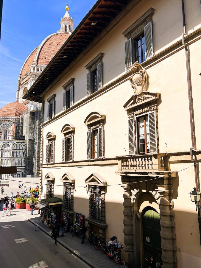 Duomo Suites Флоренция Екстериор снимка