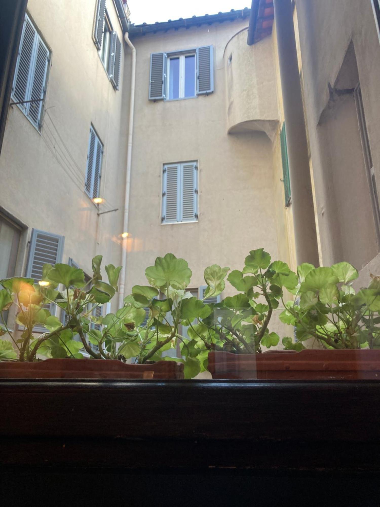 Duomo Suites Флоренция Екстериор снимка