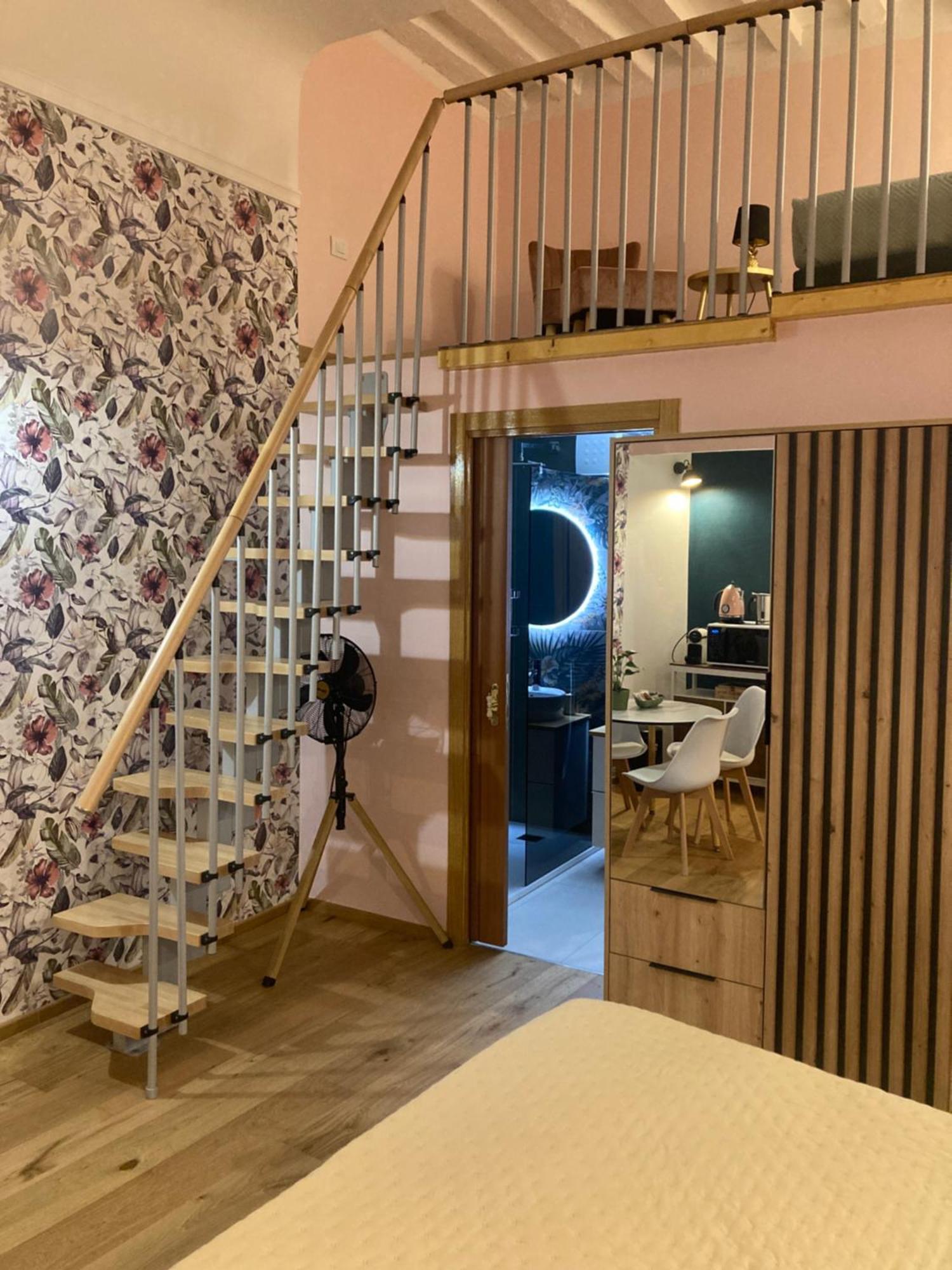 Duomo Suites Флоренция Екстериор снимка
